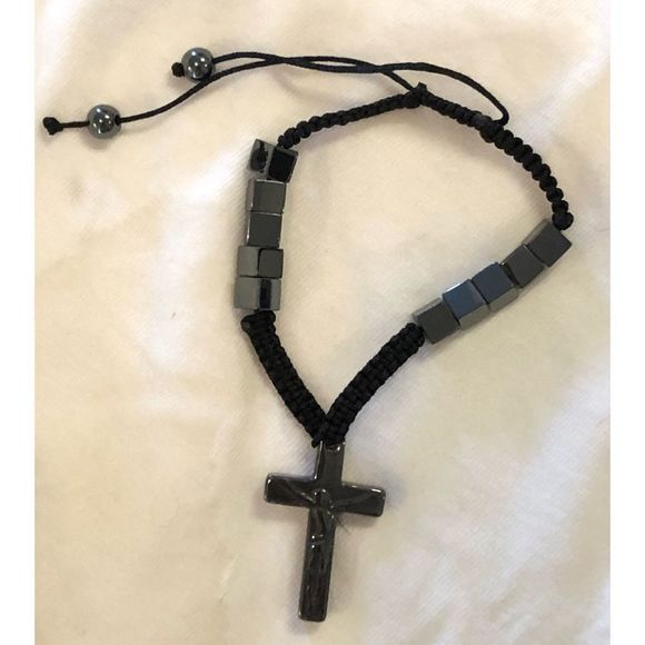 Natural stone crucifix pocket rosary bracelet - Picture 4 of 7